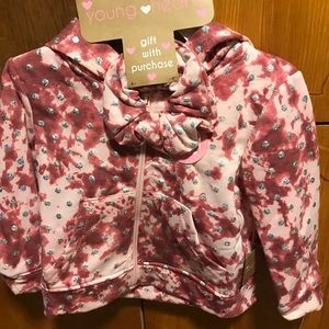 Toddler girls sweatshirt with zipper and hair scrunchie